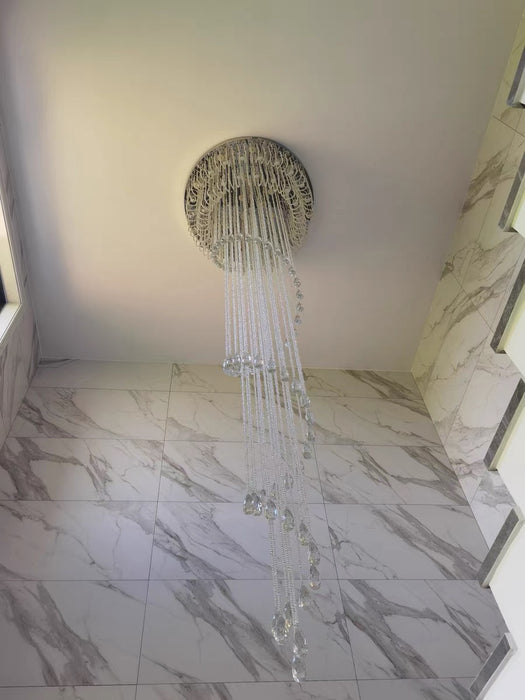 Lampadario moderno di grandi dimensioni con scala a chiocciola in cristallo a cascata per edificio duplex