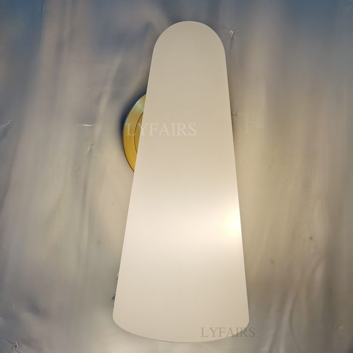 Modern Style Round Cone Hat Wall Lamp