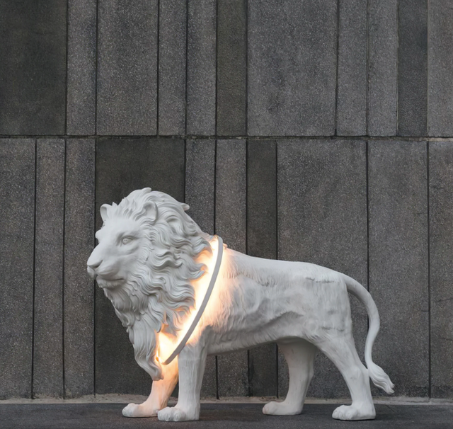 Lion Floor Lamp