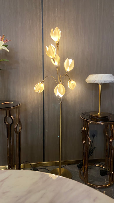 Modern Art Design Magnolia Floor Lamp