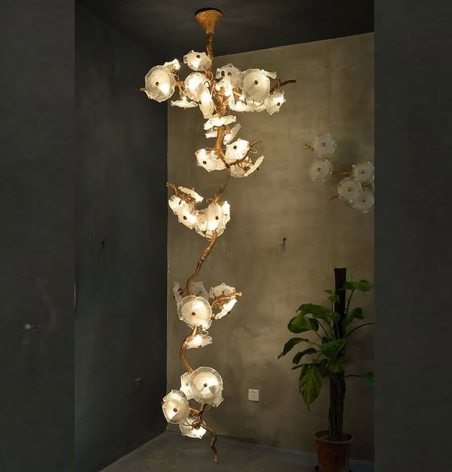 Flush Mount Mushroom Glass Chandelier for High-ceiling